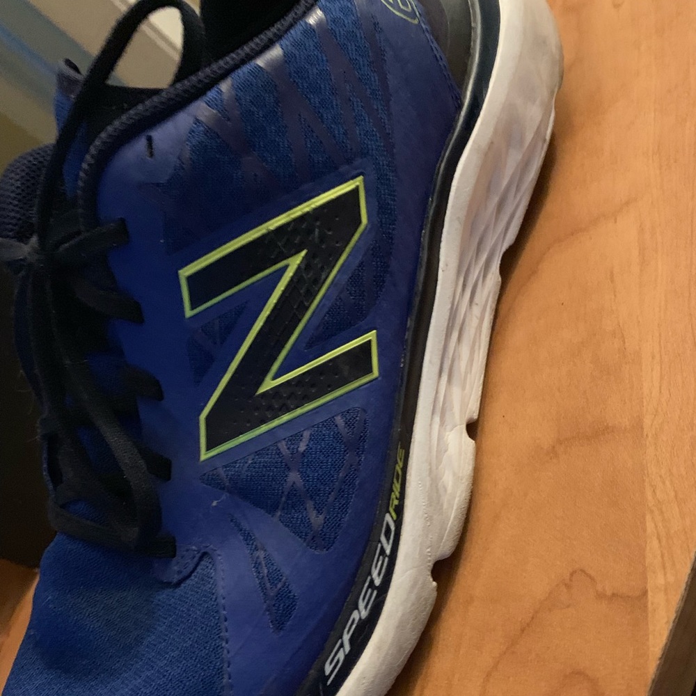 Last Day Sale 🔥🔥🔥.    New Balance Speed Ride